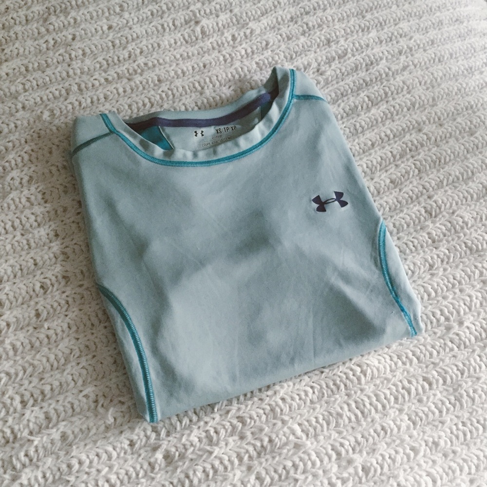 UNDER ARMOR✨workout top - Picture 7 of 10